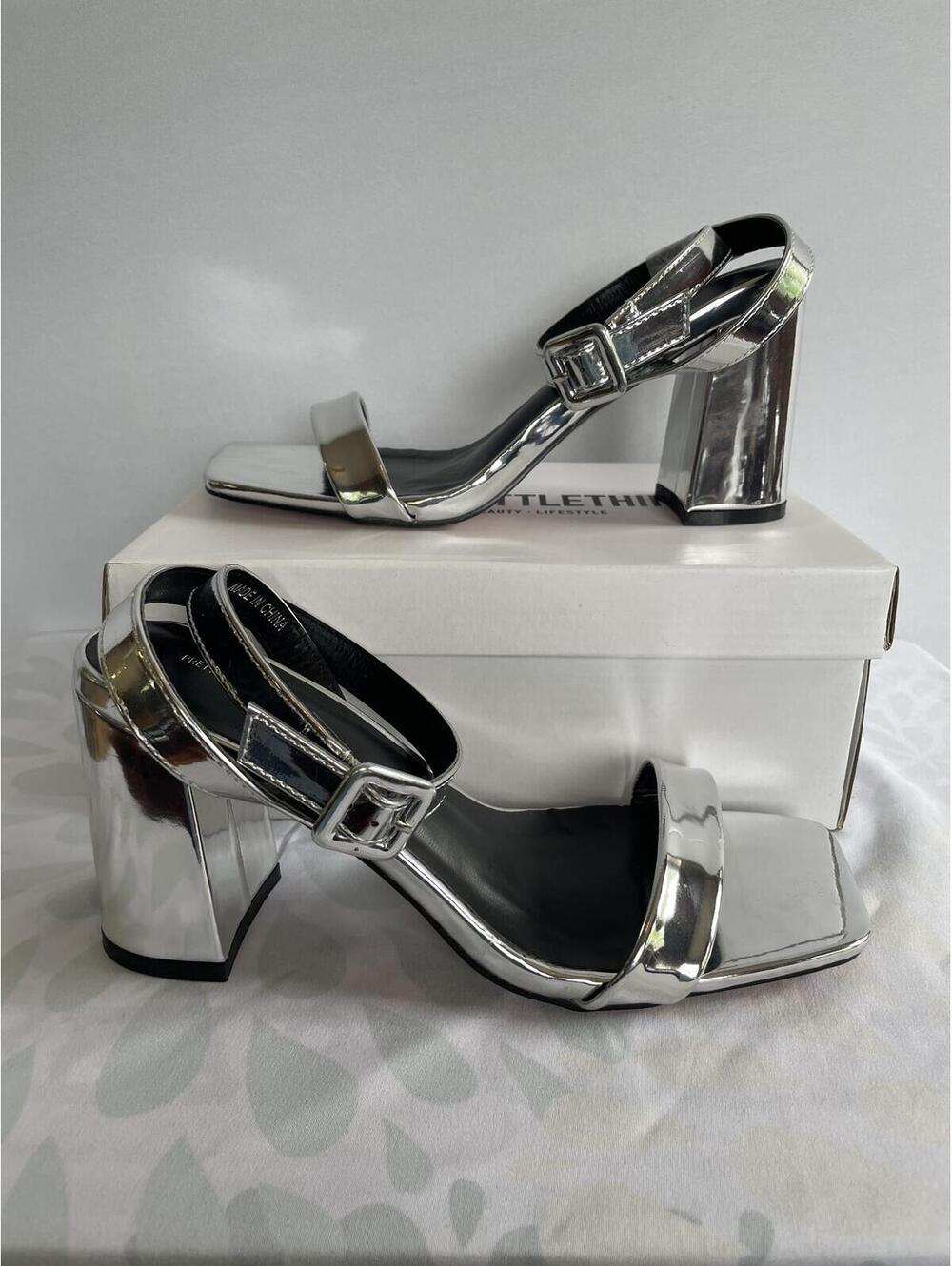 NIB Size 8 Pretty Little Thing Silver Metallic Thick Strap Block Heeled Sandals